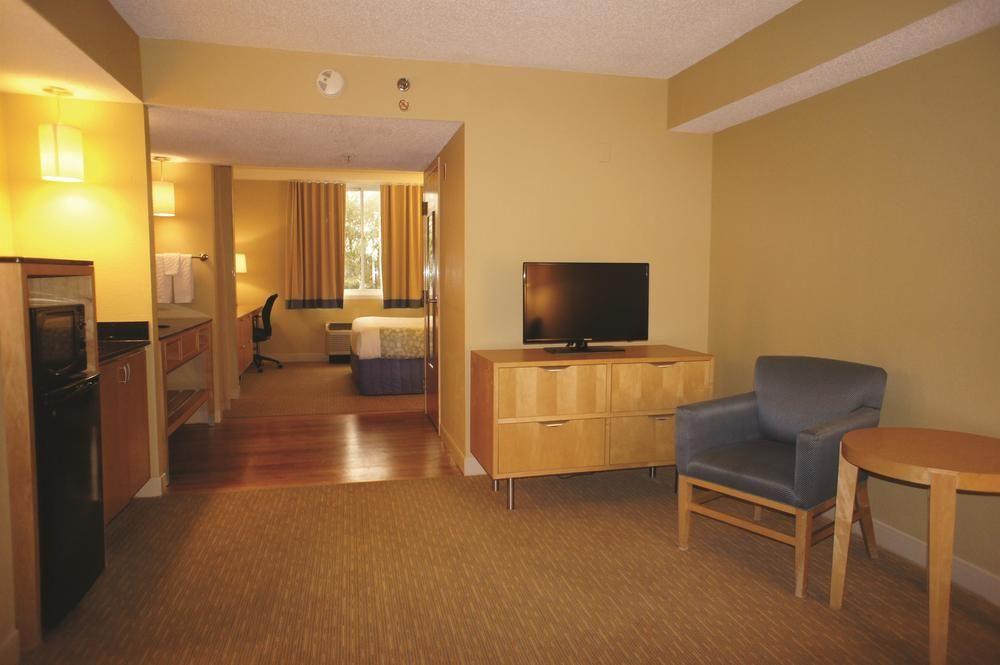 La Quinta By Wyndham Sarasota Downtown Hotel Bagian luar foto