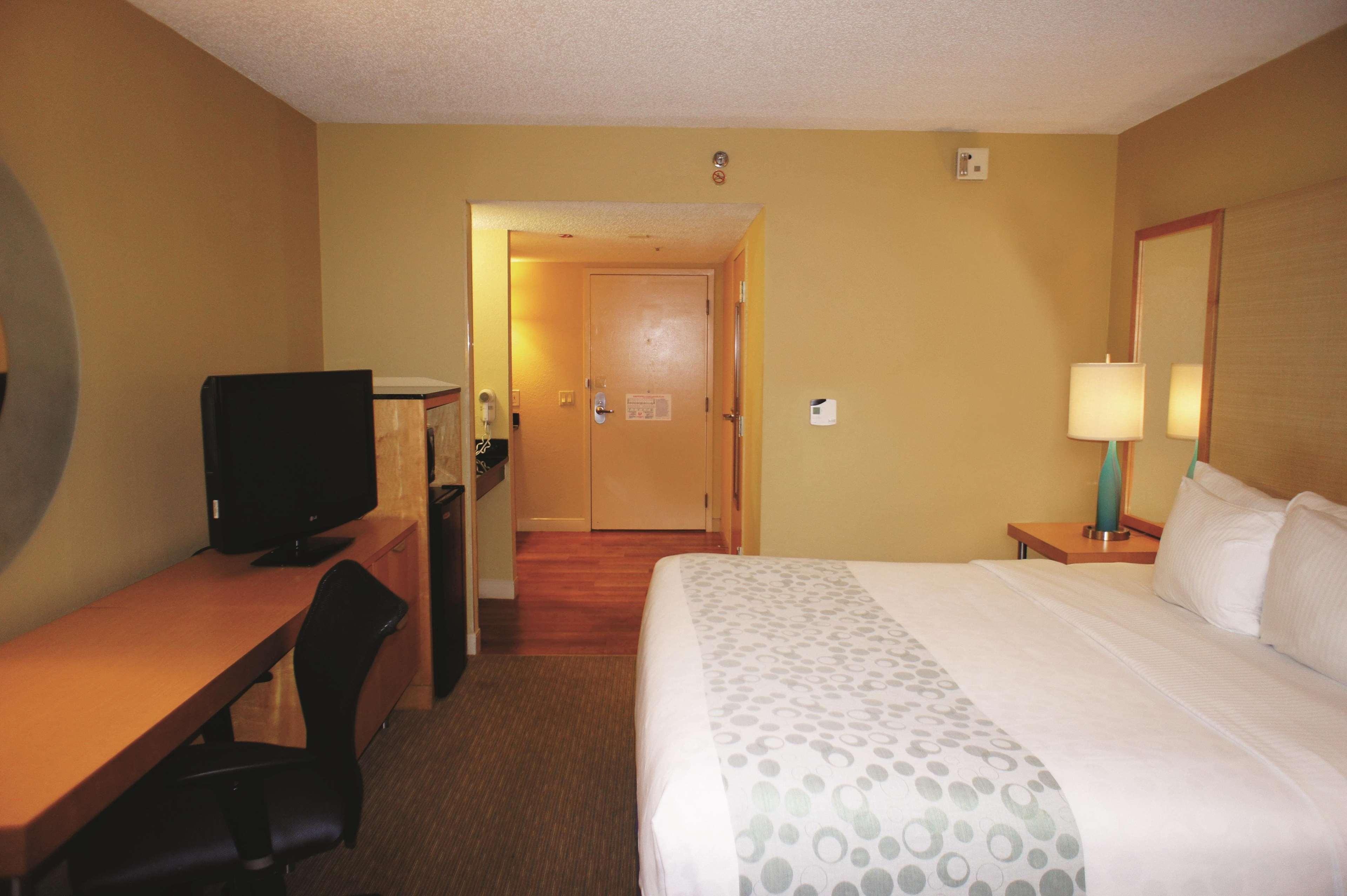 La Quinta By Wyndham Sarasota Downtown Hotel Bagian luar foto