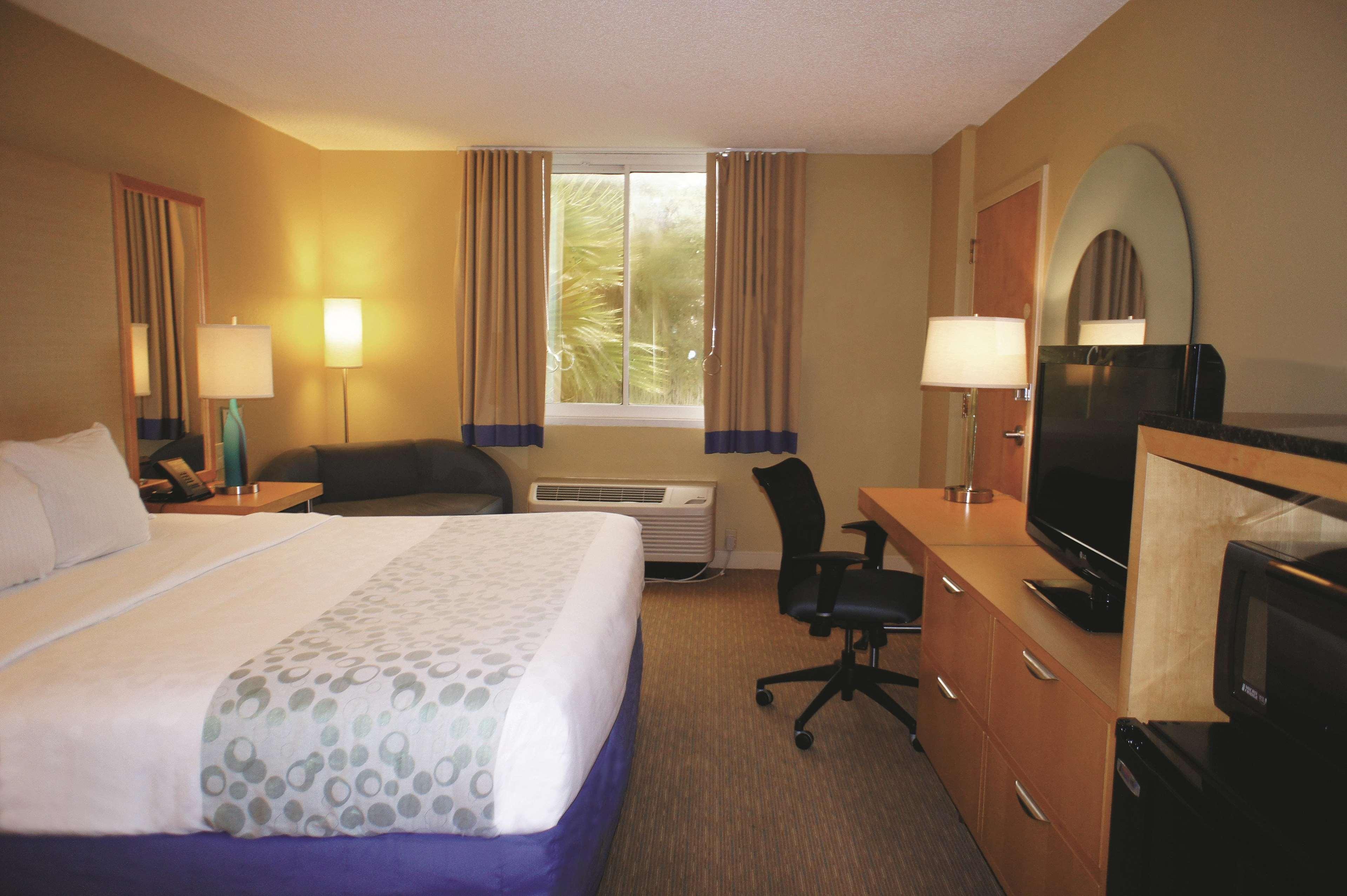 La Quinta By Wyndham Sarasota Downtown Hotel Bagian luar foto