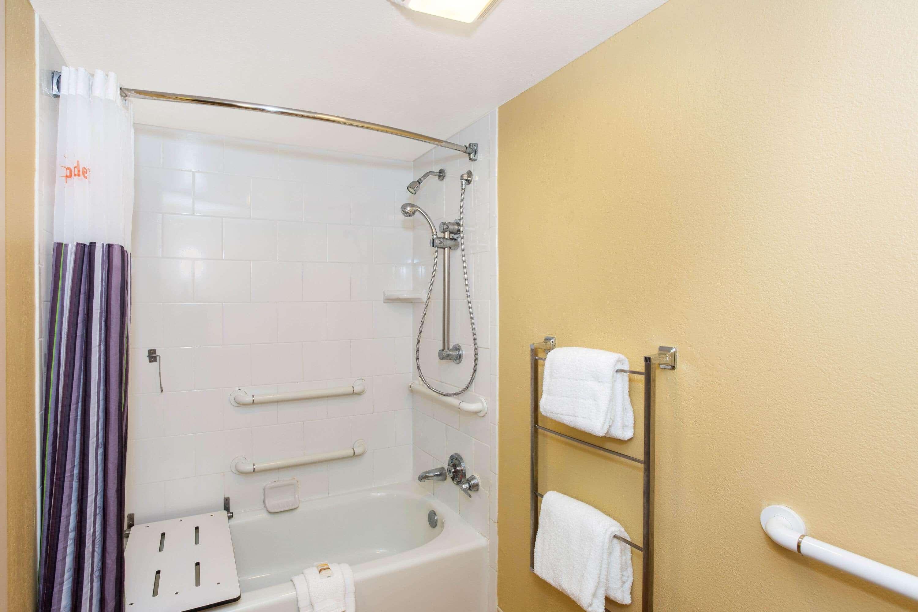La Quinta By Wyndham Sarasota Downtown Hotel Bagian luar foto