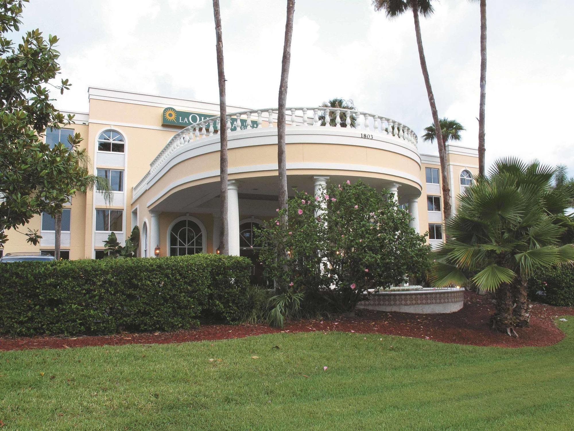 La Quinta By Wyndham Sarasota Downtown Hotel Bagian luar foto