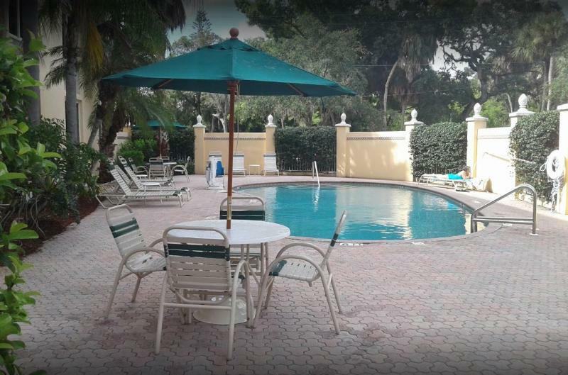 La Quinta By Wyndham Sarasota Downtown Hotel Bagian luar foto